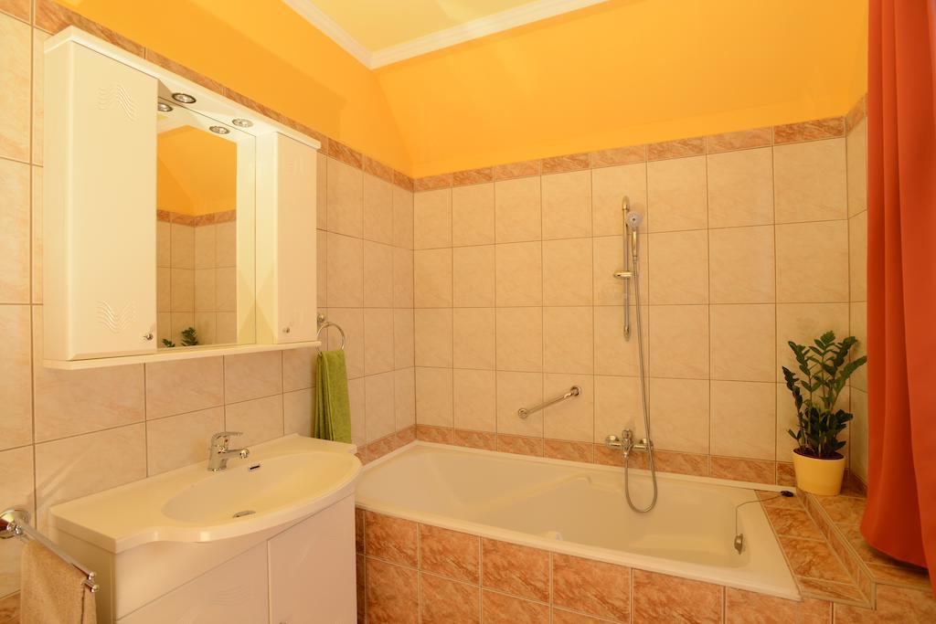 Nexus Vendégház Szeged Habitación foto